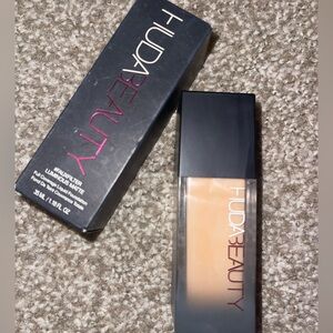 Huda Beauty Foundation!